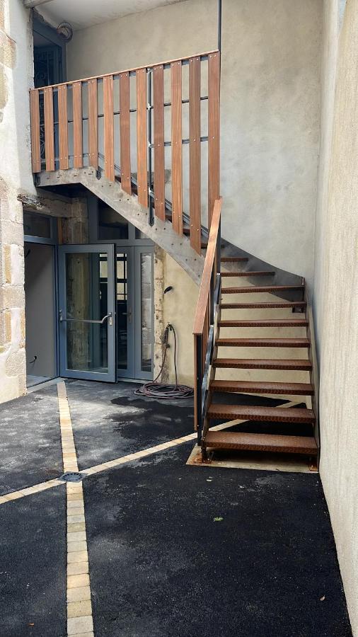 Le Palais Duplex Apartment Autun Exterior photo
